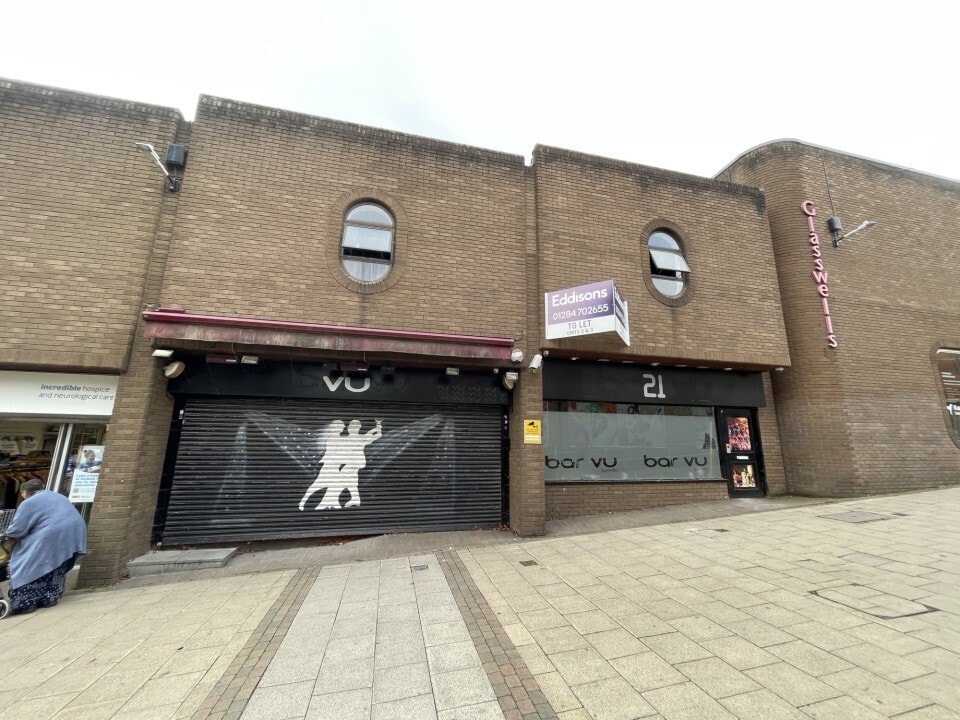 3 Jubilee Walk, Haverhill to rent Building Photo- Image 1 of 3