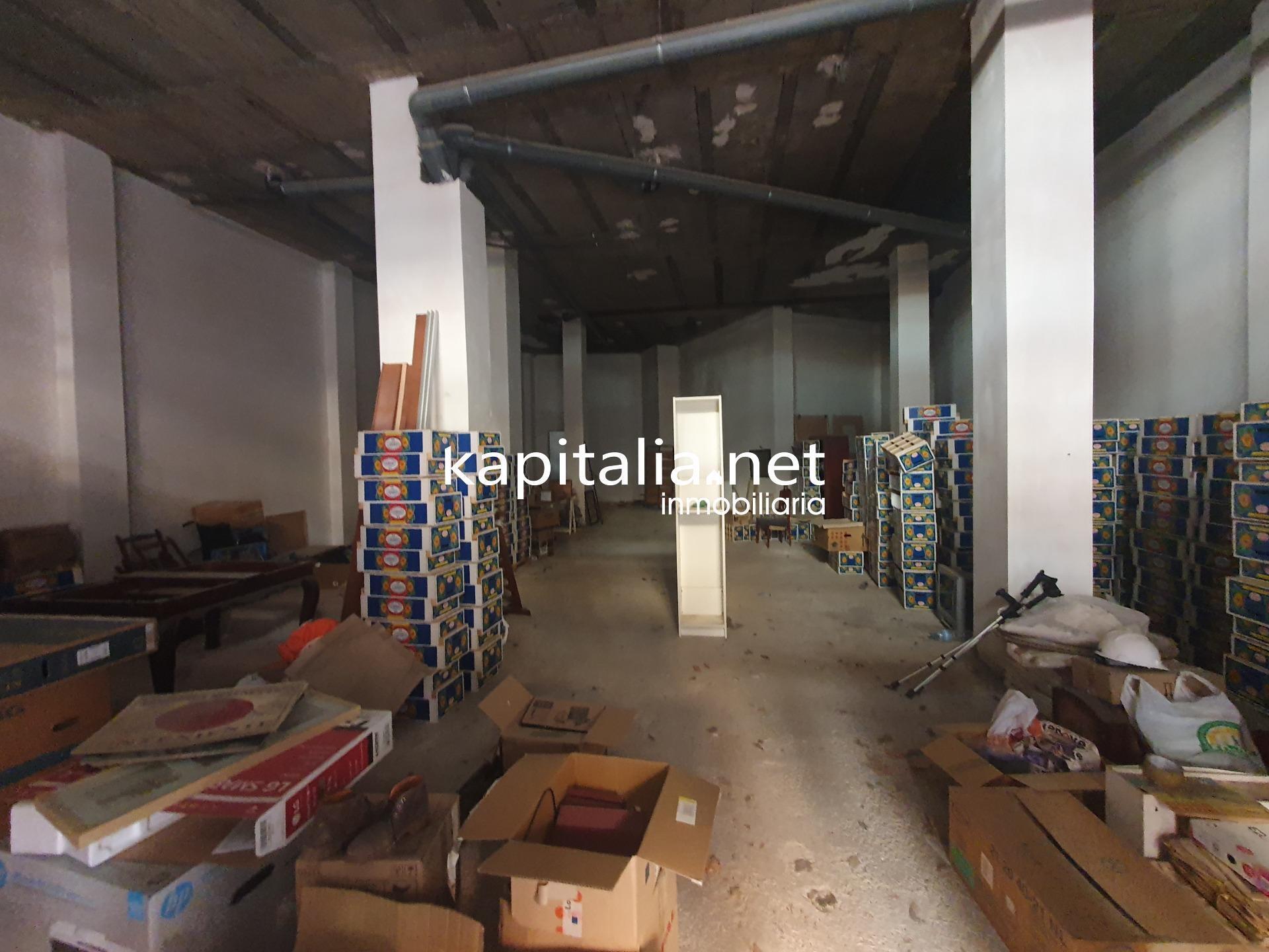 Retail in Ontinyent, Valencia for sale Primary Photo- Image 1 of 5