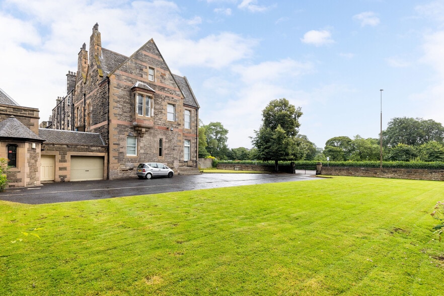11 Johns Pl, Edinburgh for sale - Building Photo - Image 3 of 11
