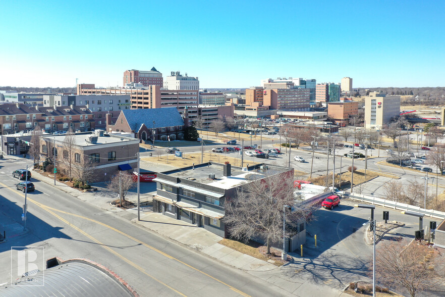 140 S 40th St, Omaha, NE for rent - Building Photo - Image 3 of 10