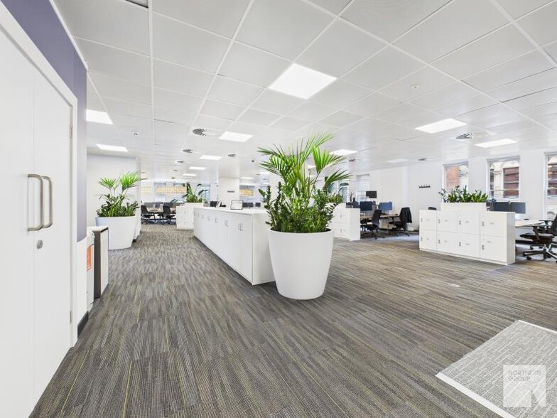 76 King St, Manchester to rent - Building Photo - Image 3 of 9