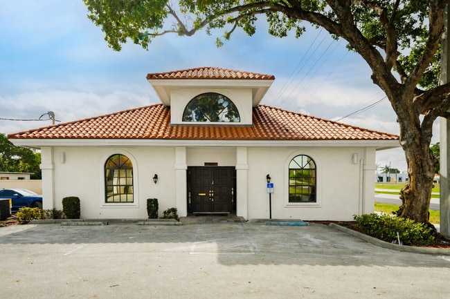 More details for 2120 N Dixie Hwy, Boca Raton, FL - Office to Rent