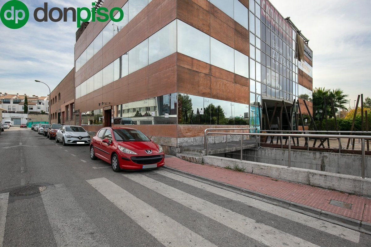 Office in Granada for sale Building Photo- Image 1 of 38