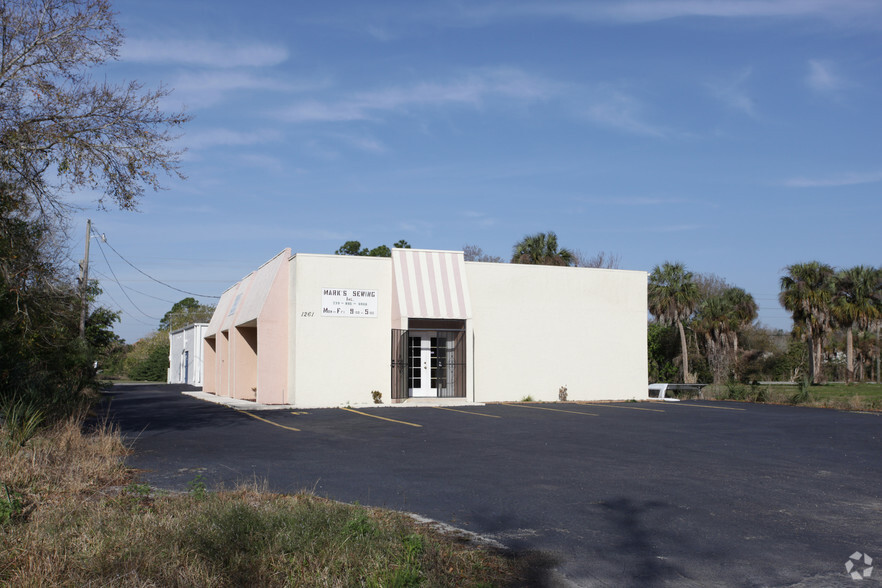 1261 Lamar Rd, North Fort Myers, FL for rent - Primary Photo - Image 1 of 33