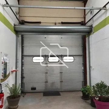 Industrial in Lisses to rent Primary Photo- Image 1 of 4