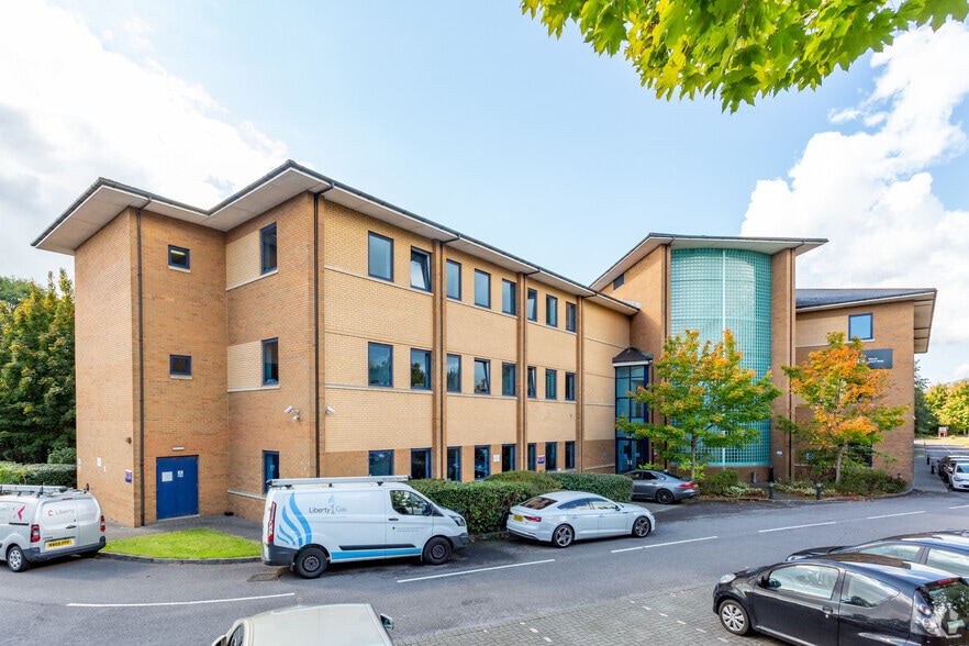 Malthouse Ave, Cardiff to rent - Building Photo - Image 2 of 26