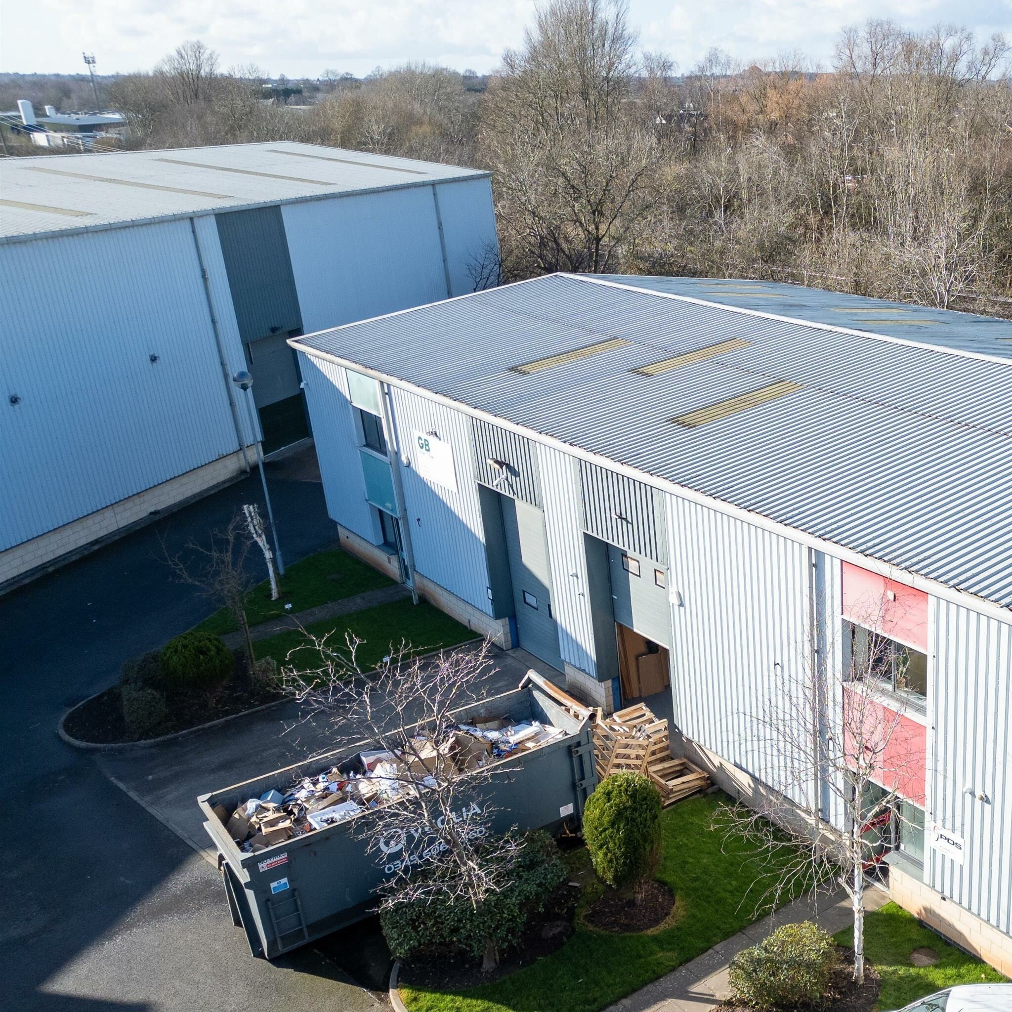 Kingfisher Ct, Nuneaton to rent Building Photo- Image 1 of 7