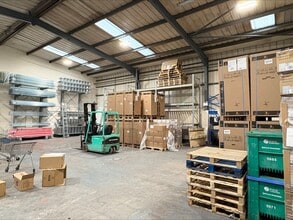 Bower St, Oldham to rent Interior Photo- Image 2 of 2