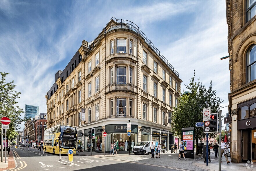 89-92 Deansgate, Manchester to rent - Primary Photo - Image 1 of 3