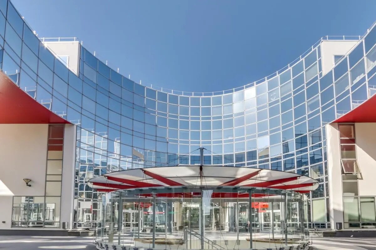 2-12 Rue du Chemin des Femmes, Massy to rent Building Photo- Image 1 of 26