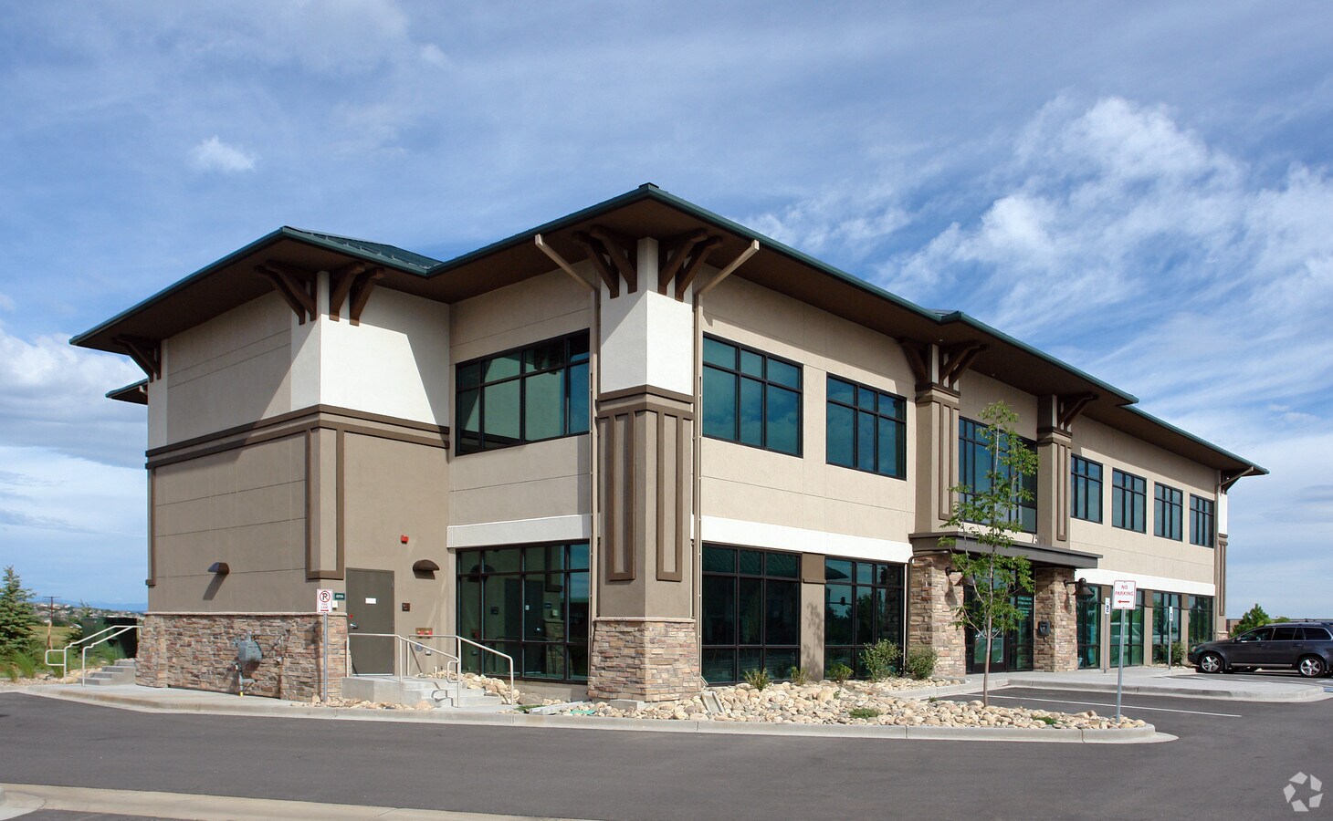 7501 Village Square Dr, Castle Pines 80108 The Pinnacle Bldg UK