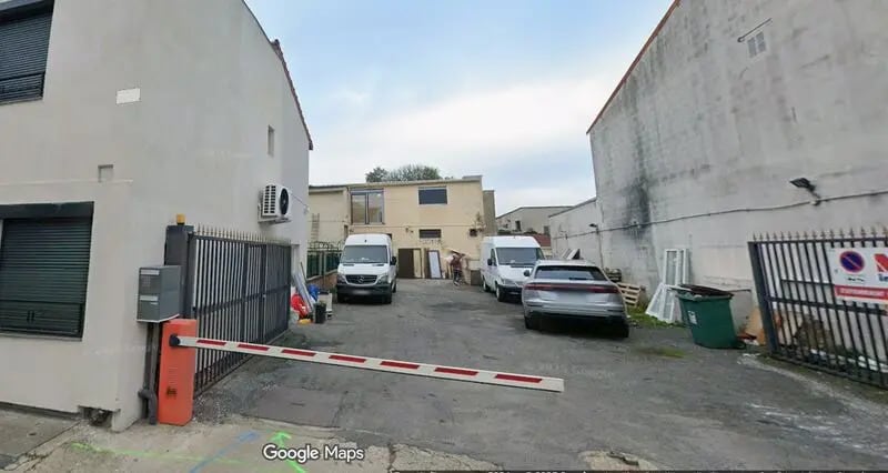 Light Industrial in Romainville to rent Building Photo- Image 1 of 11