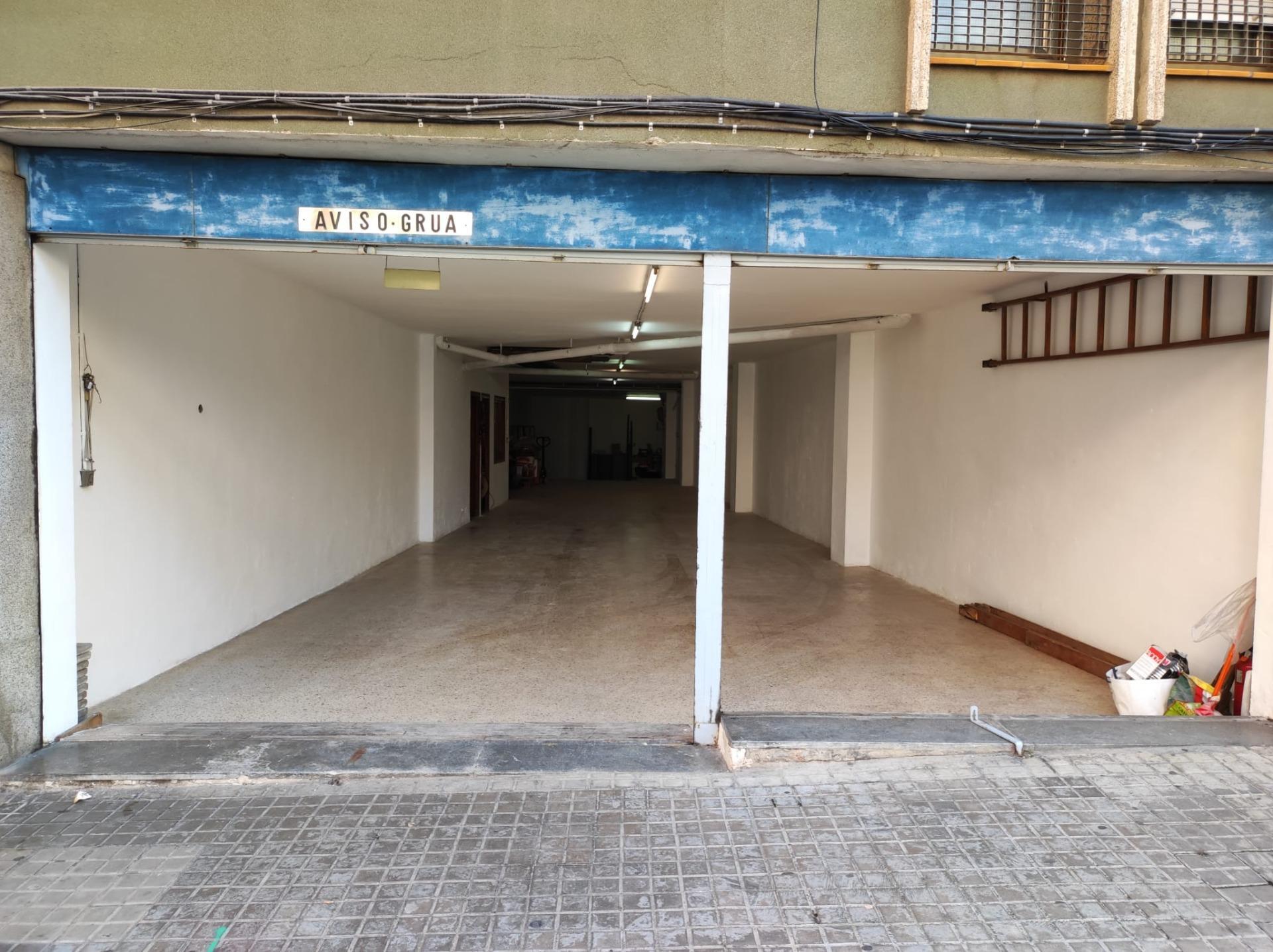 Carrer de Mestre Serradesanferm, 5-7, Barcelona, Barcelona for sale Floor Plan- Image 1 of 1