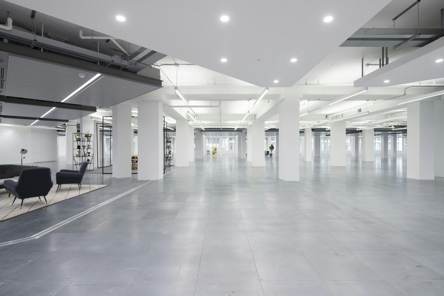 1 Stephen St, London to rent Interior Photo- Image 1 of 3