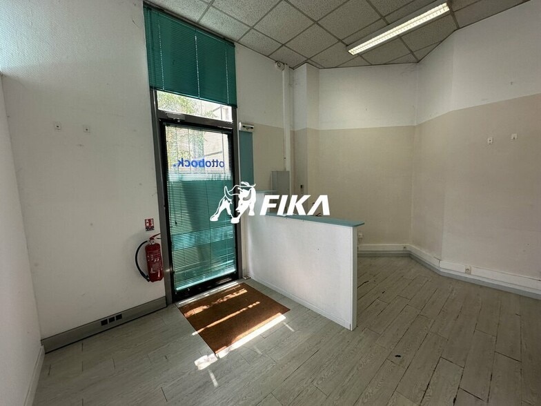 71 Rue Ampère, Labège to rent - Interior Photo - Image 2 of 8