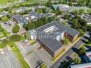 Saint-Thibault-des-Vignes - Aerial  map view