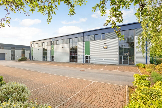 More details for Fairhills Rd, Manchester - Industrial to Rent