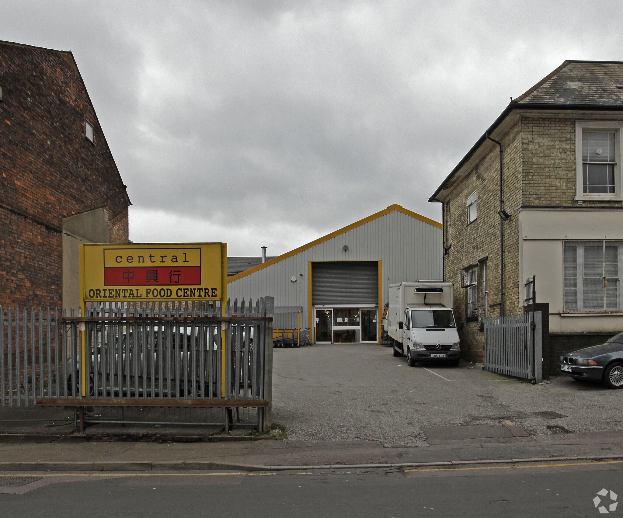 Union St, Luton for sale Building Photo- Image 1 of 1