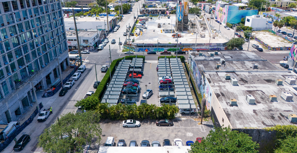 2210 NW 1st Ct, Miami, FL for sale - Building Photo - Image 2 of 4