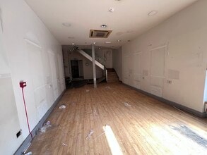23-25 George St, Croydon to rent Interior Photo- Image 2 of 13