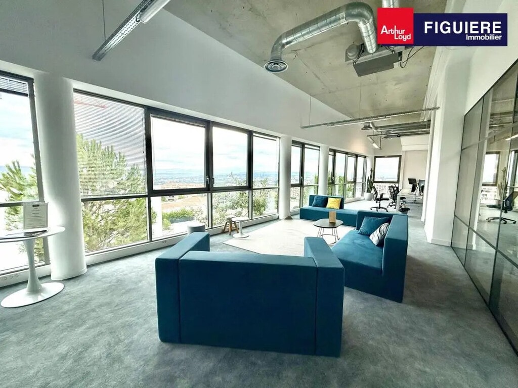 Location Bureaux 566 m² - Photo 1