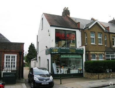 1 Station Rd, Teddington for sale - Primary Photo - Image 1 of 1