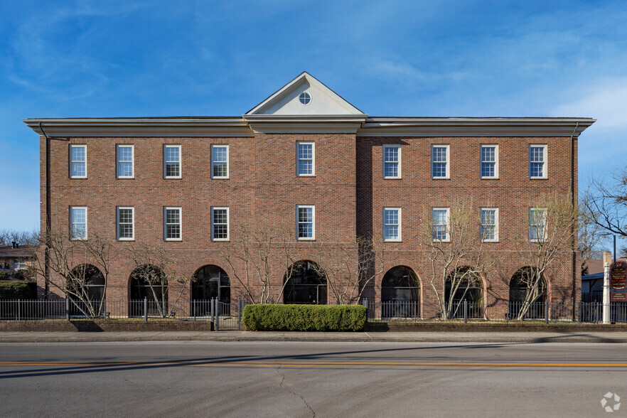 450 Old Vine St, Lexington, KY for rent - Building Photo - Image 2 of 5