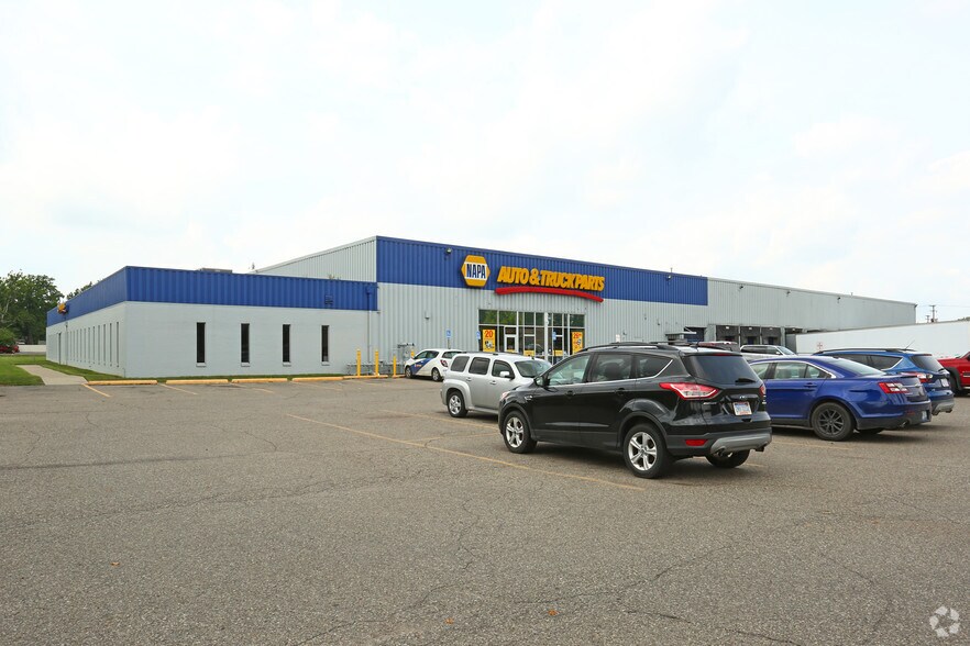 30550 Ecorse Rd, Romulus 48174 UK