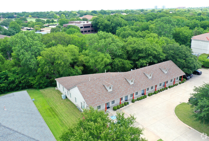 5309 Village Creek Dr, Plano, TX for rent - Building Photo - Image 3 of 12