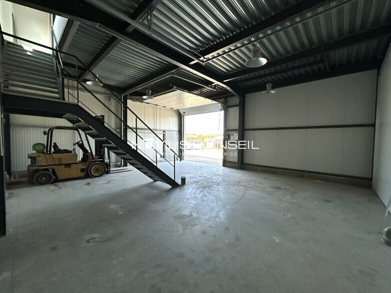 Light Industrial in Toulouse to rent - Building Photo - Image 3 of 9