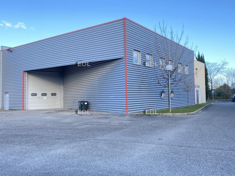 Light Industrial in Saint-Priest to rent - Building Photo - Image 2 of 15