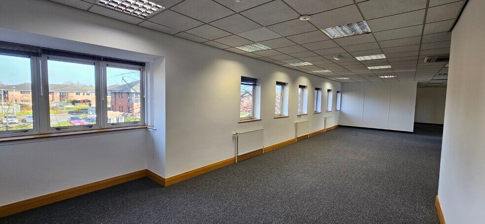 Wyvern Park, Derby to rent - Interior Photo - Image 3 of 6