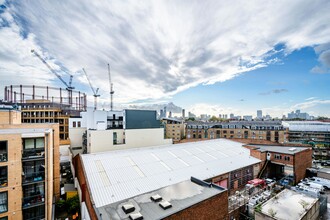 8 Andrews Rd, London to rent Building Photo- Image 1 of 8