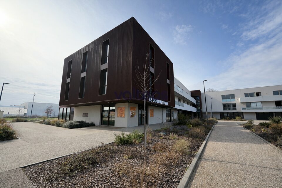 Office in Muret for sale Building Photo- Image 1 of 11