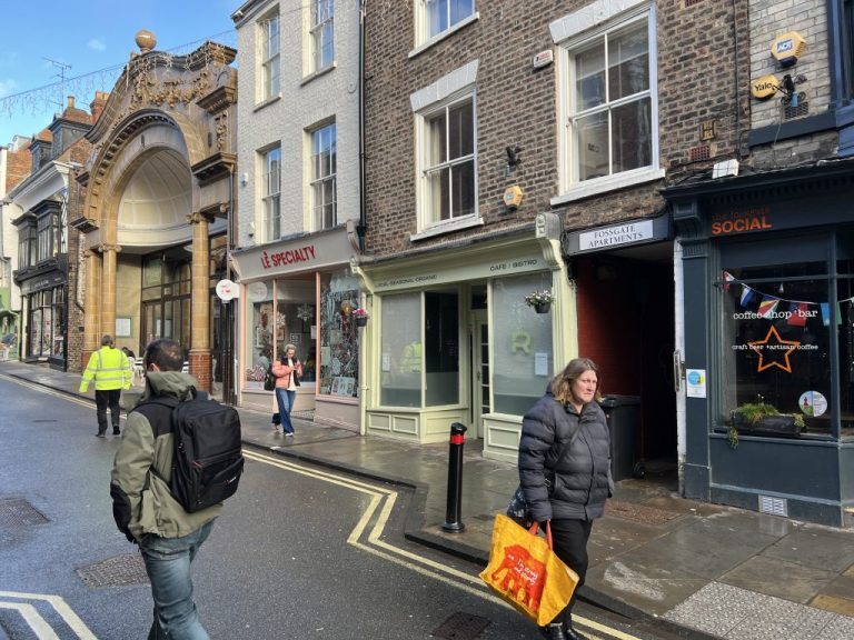 24 Fossgate, York to rent - Building Photo - Image 2 of 2