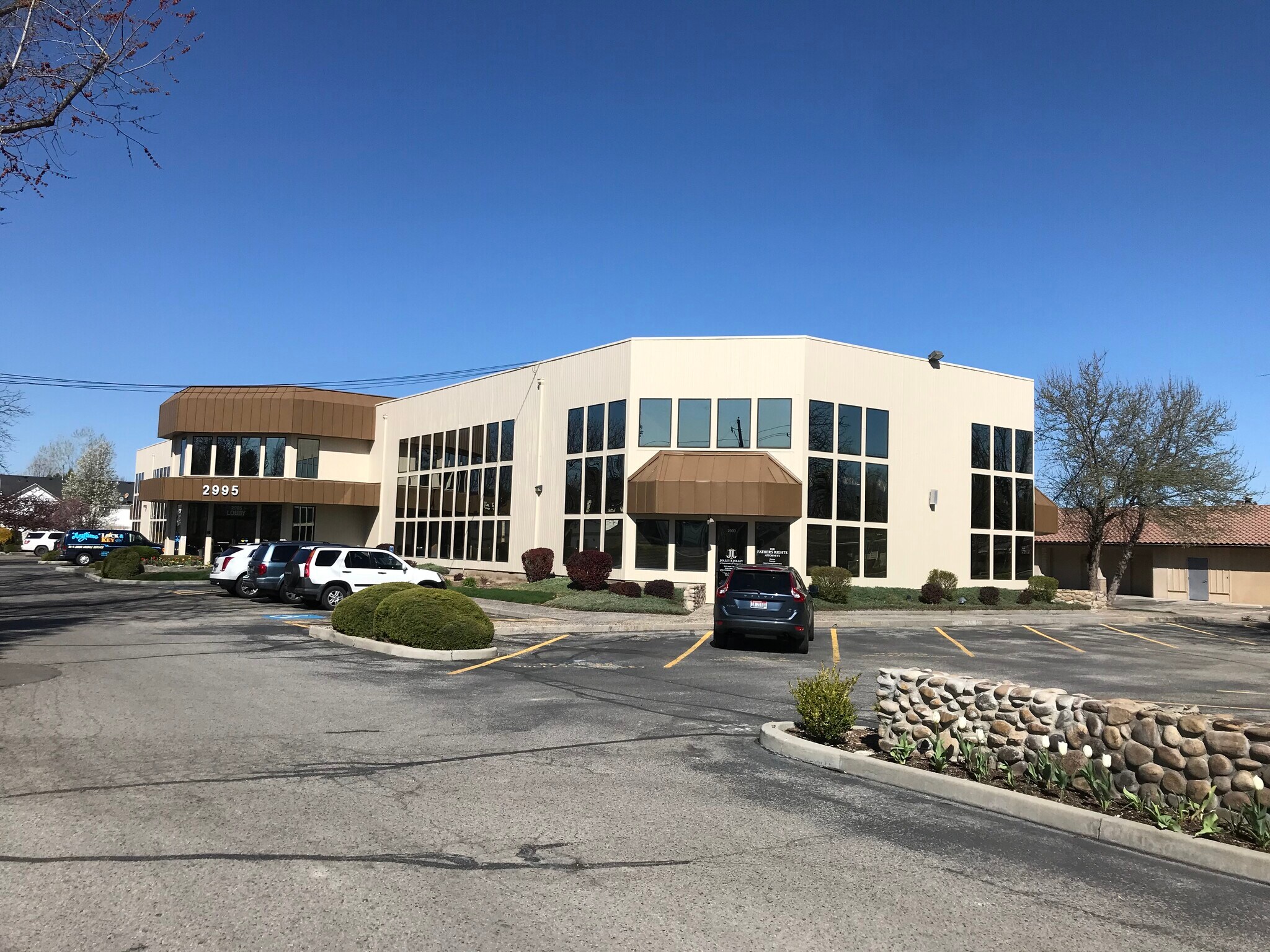 2993-2999 N Cole Rd, Boise, ID to rent Building Photo- Image 1 of 7