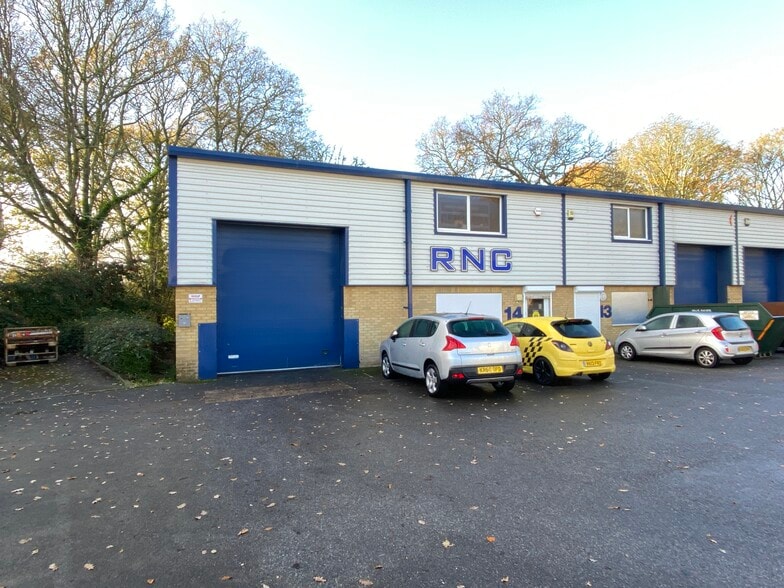 Sandleheath Industrial Estate, Fordingbridge to rent - Building Photo - Image 1 of 1