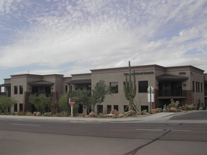 16700 N Thompson Peak Pky, Scottsdale, AZ for sale - Primary Photo - Image 1 of 1