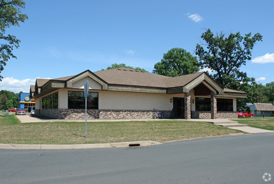 5896 Old Main St, North Branch, MN for sale - Primary Photo - Image 1 of 1