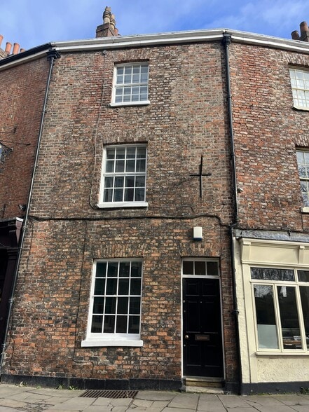 28 High Petergate, York to rent - Building Photo - Image 2 of 6