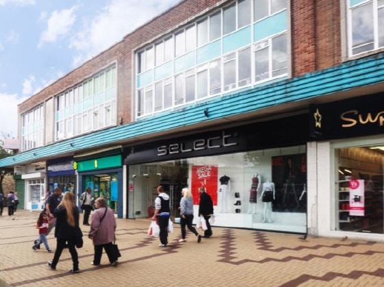 24-25 Market Sq, Shipley for sale - Primary Photo - Image 1 of 1