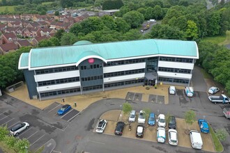 13 Beddau Way, Caerphilly for rent Building Photo- Image 1 of 1