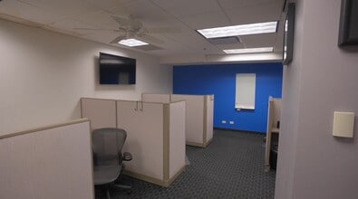 732 W Randolph St, Chicago, IL to rent - Commercial Listing Video