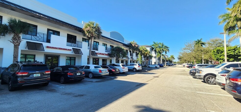 9100 Belvedere Rd, Royal Palm Beach, FL for sale - Building Photo - Image 1 of 33