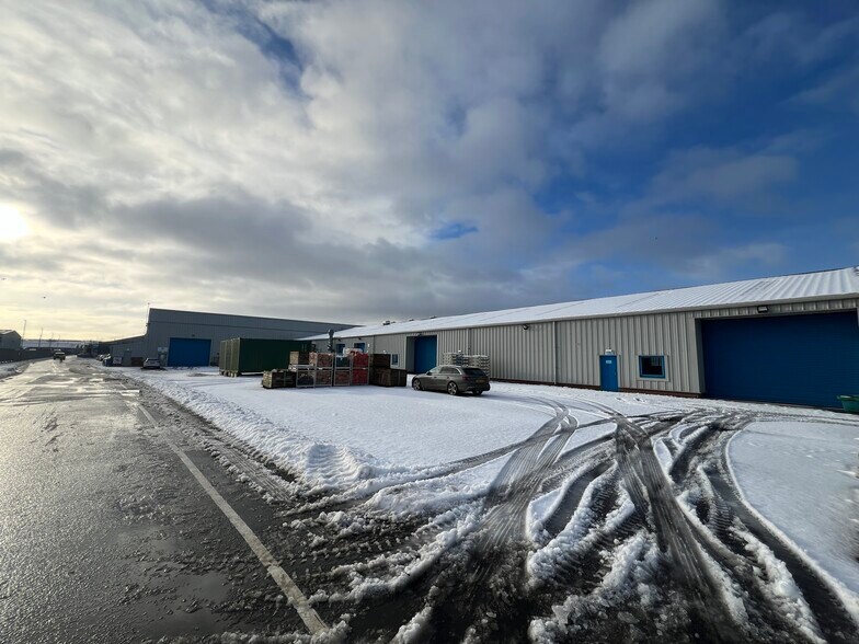 Cayton Low Rd, Scarborough to rent - Building Photo - Image 3 of 6