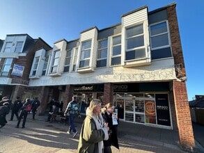 115-127 High St, Billericay to rent Building Photo- Image 1 of 2