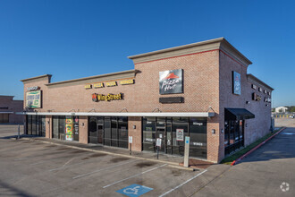 3320-3418 S Hwy 6, Houston, TX for rent Primary Photo- Image 1 of 8