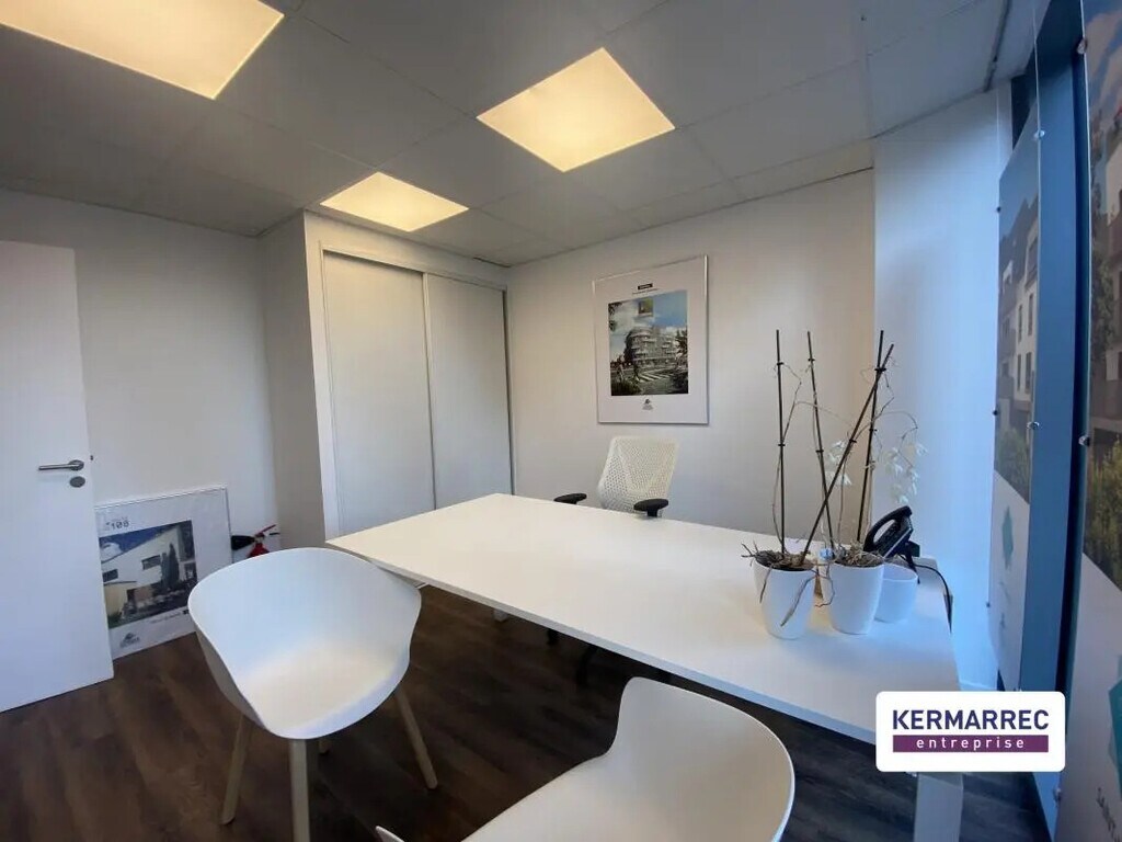 Location Bureaux 53 m² - Photo 1