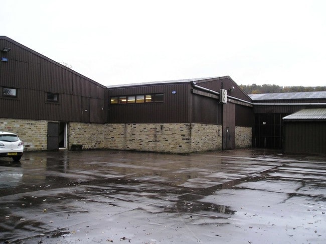 More details for Tanyard Road, Huddersfield - Office, Industrial to Rent