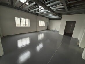 1 Mayflower Close, Eastleigh to rent Interior Photo- Image 2 of 4